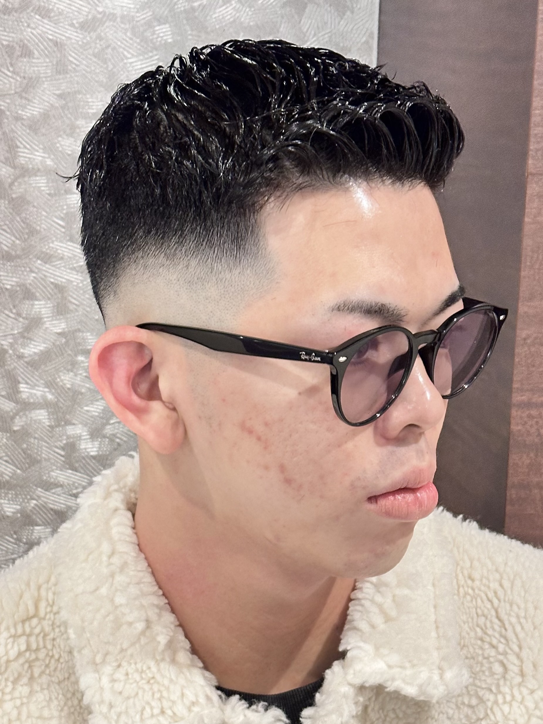 スキンフェードアイロンパーマ